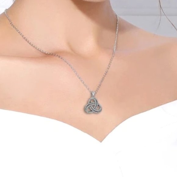 925 Sterling Silver Celtic Eternity Knot Pendant Necklace - Picture 4 of 4